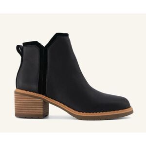 Tom’s Hailey Women’s Water Resistant Heeled Boots 9